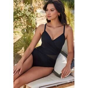 Miracle Brands Embrace Your Curves Women's‎ 2X Black Slimming One-Piece Swimsuit